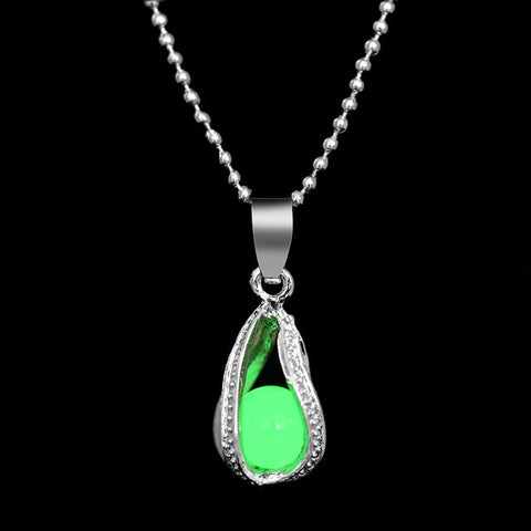 Moon Glowing Necklace