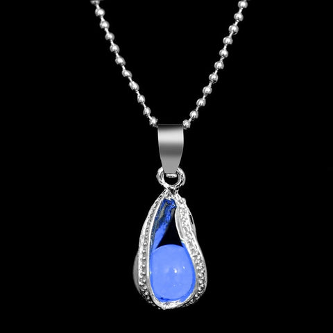 Moon Glowing Necklace