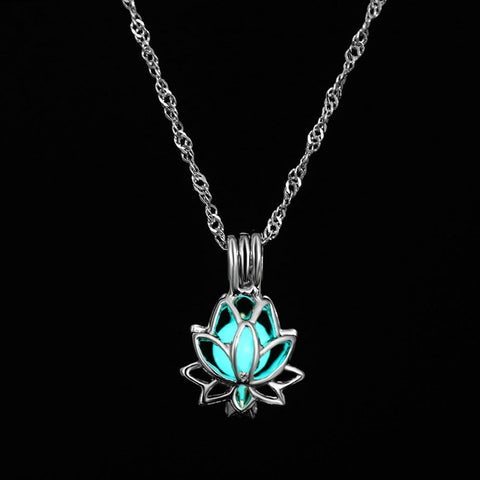 Moon Glowing Necklace